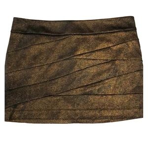 Express festive mini skirt